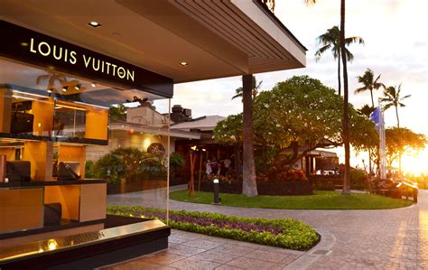 buying louis vuitton in maui|lahaina whalers village maui.